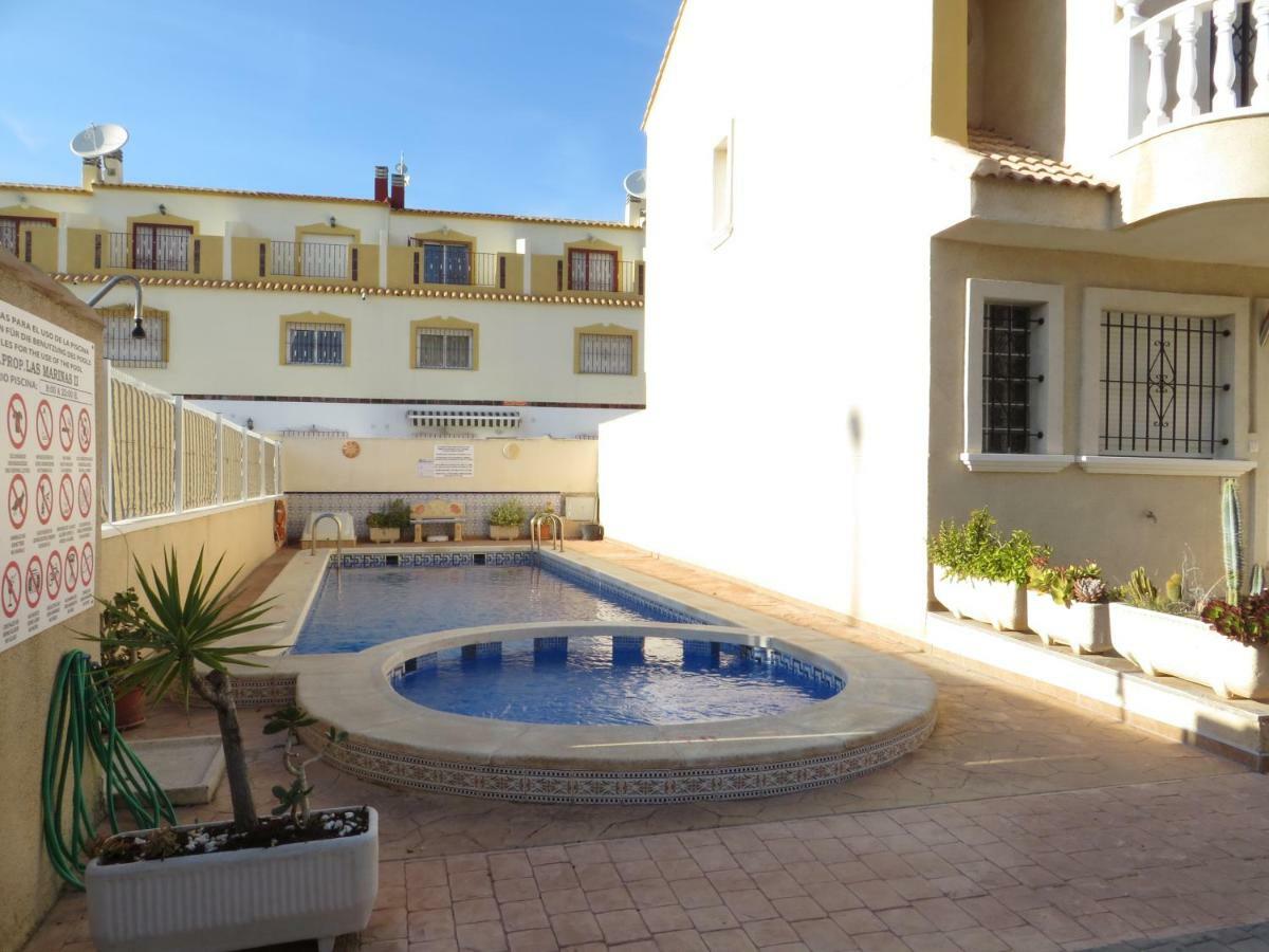 Casa Para Descanso Dehesa de Campoamor  Buitenkant foto